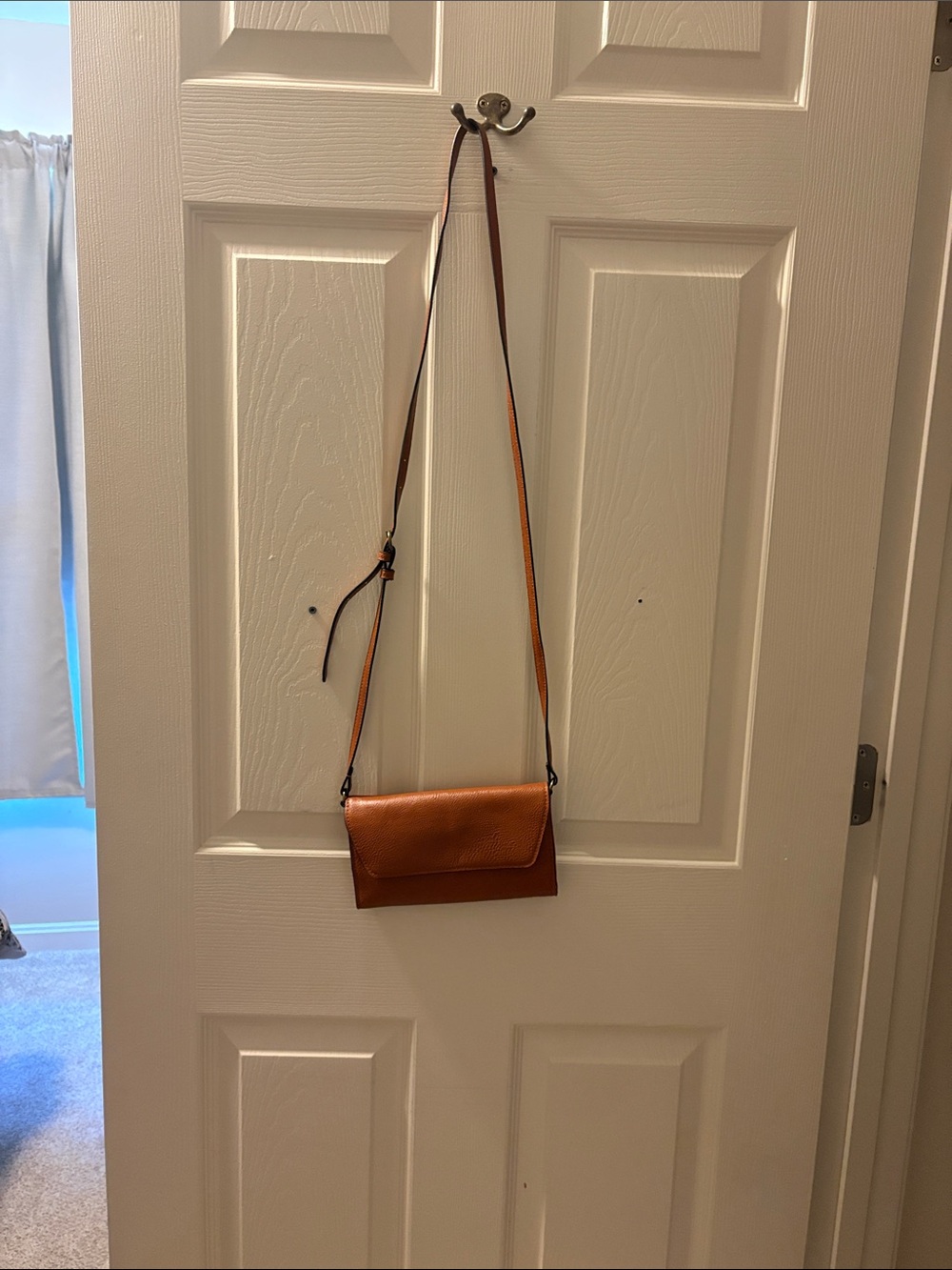 Universal Thread Tan Leather Crossbody Bag